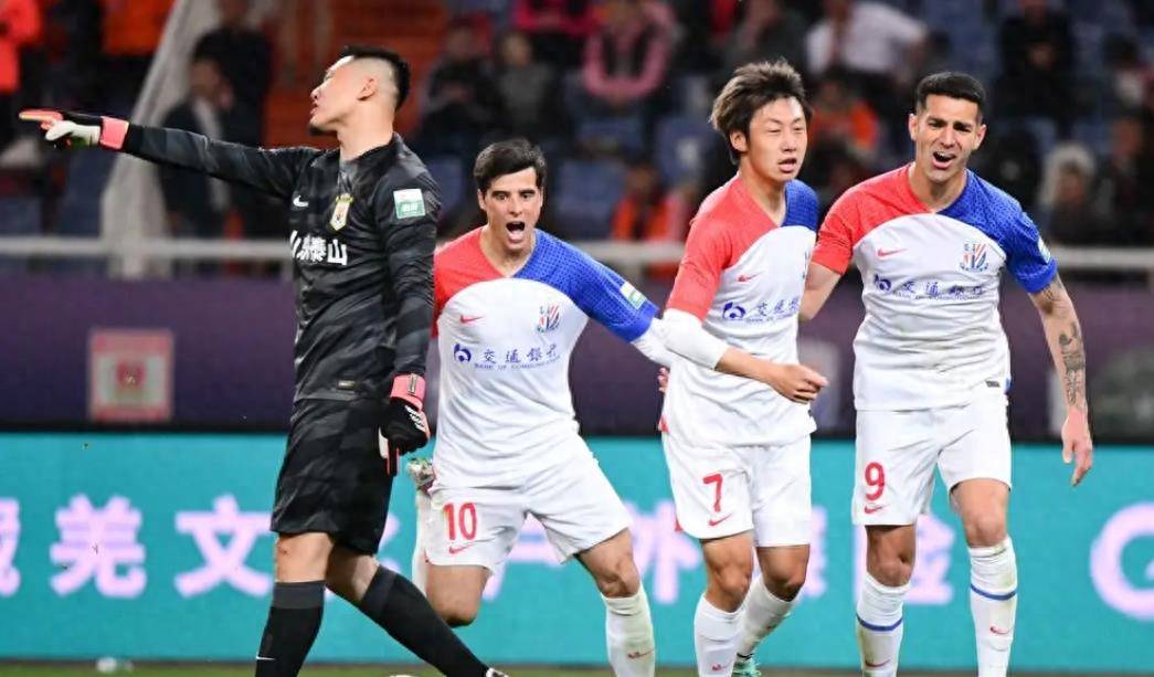 包含日本豪强取得连胜，稳坐积分榜前列的词条