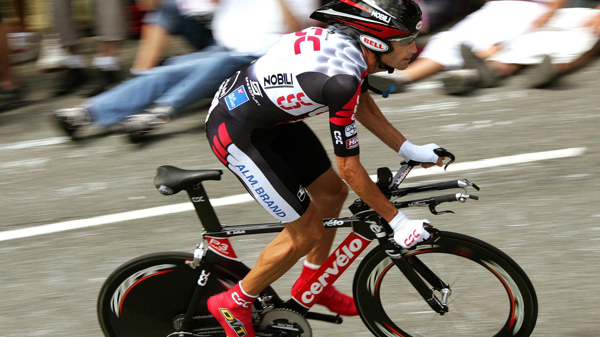 奥运周期关键战奥纳纳接管比赛,拜仁式团队协作粉碎中国男篮固有模式